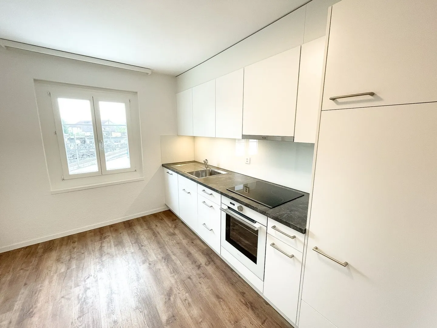 Beautiful and centrally located 4.5-room apartment in Willisau - Photo 2 of 6