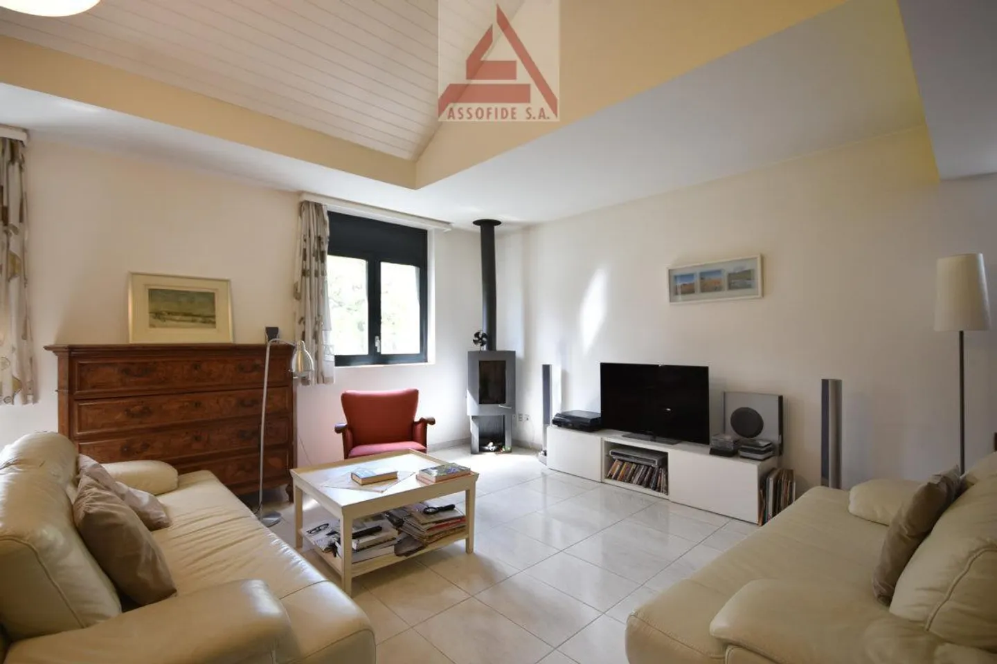 Appartamento 4.5 locali - Foto 3 di 7