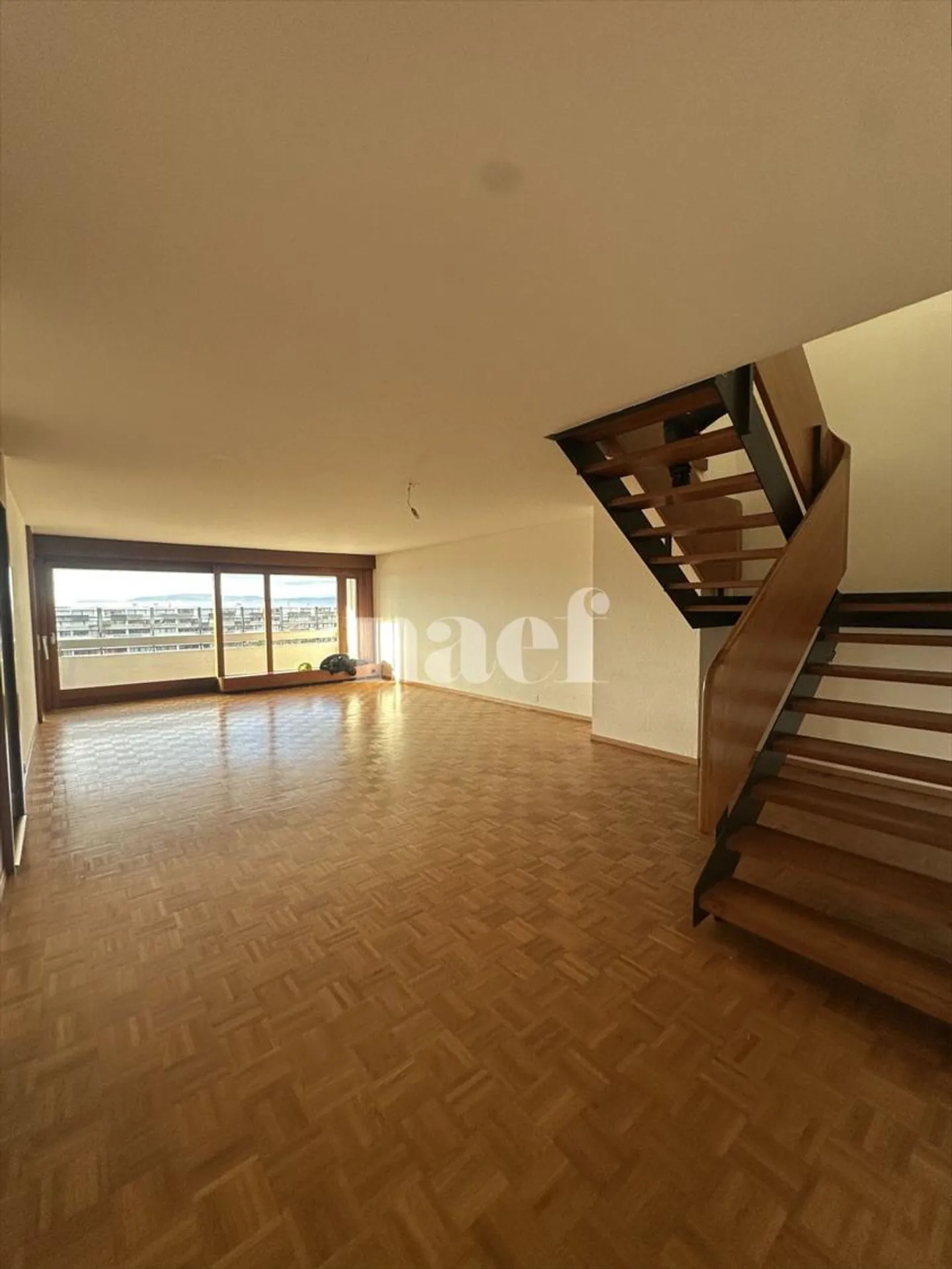 10-Zimmer-Wohnung - Foto 2 von 8