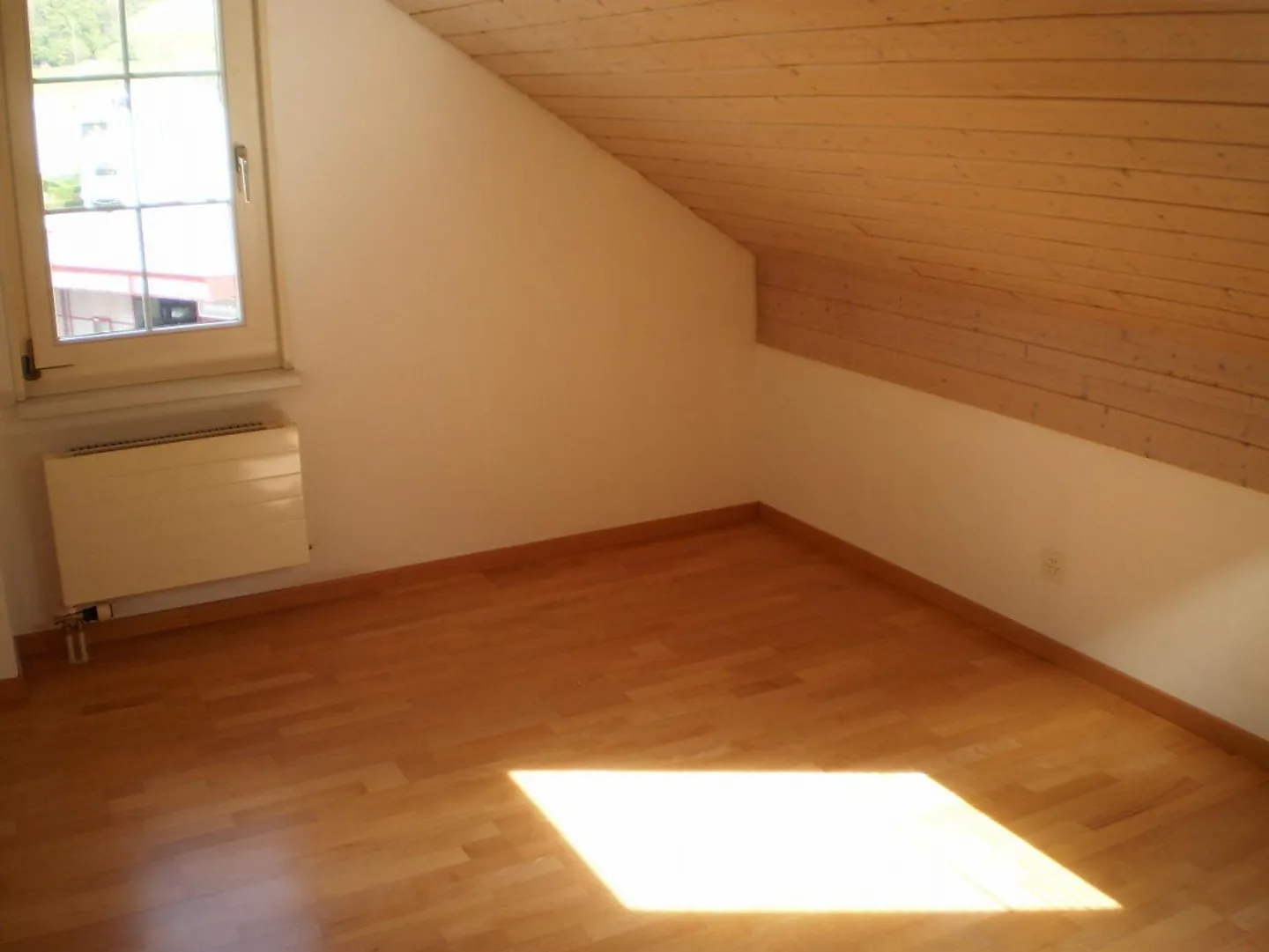 3.5-room penthouse apartment - Photo 3 of 7