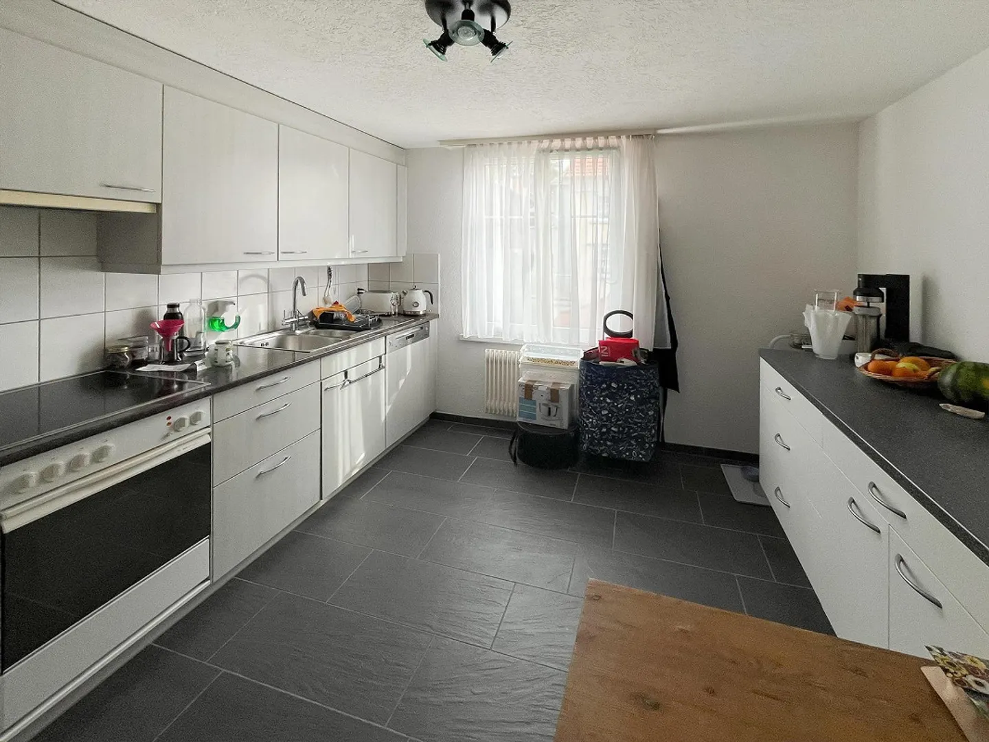 Centrally Located Residential/Commercial Building - Photo 6 of 10