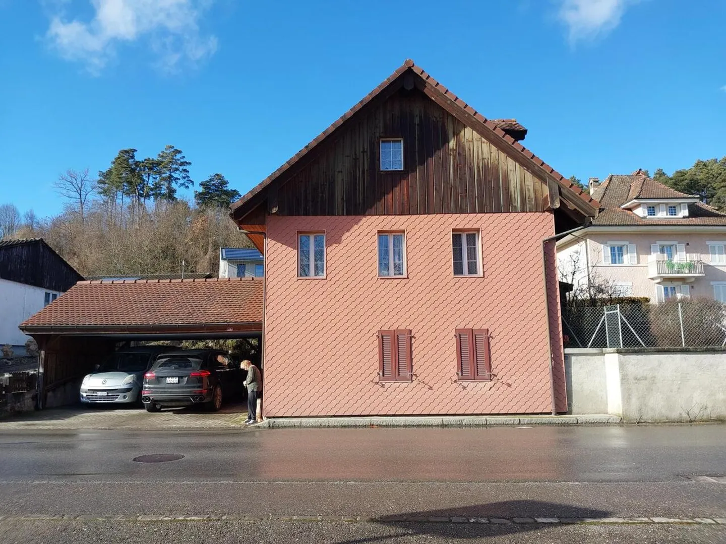 Freistehendes Haus mit Renovierungspotenzial - Foto 3 von 28