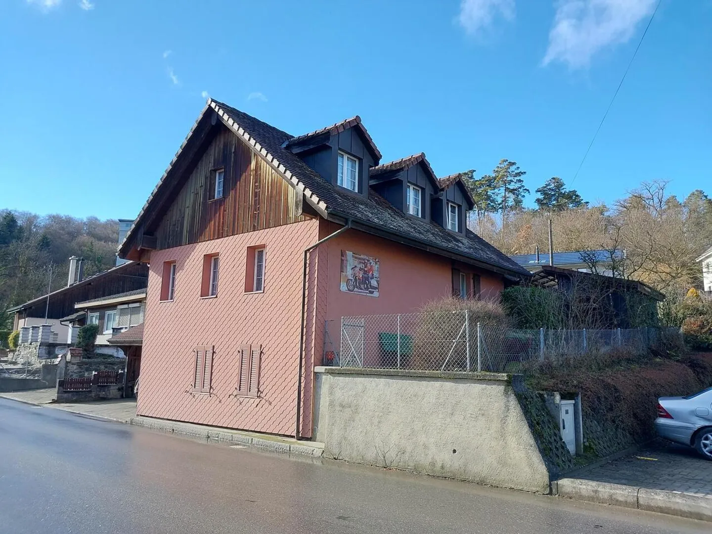 Freistehendes Haus mit Renovierungspotenzial - Foto 4 von 28