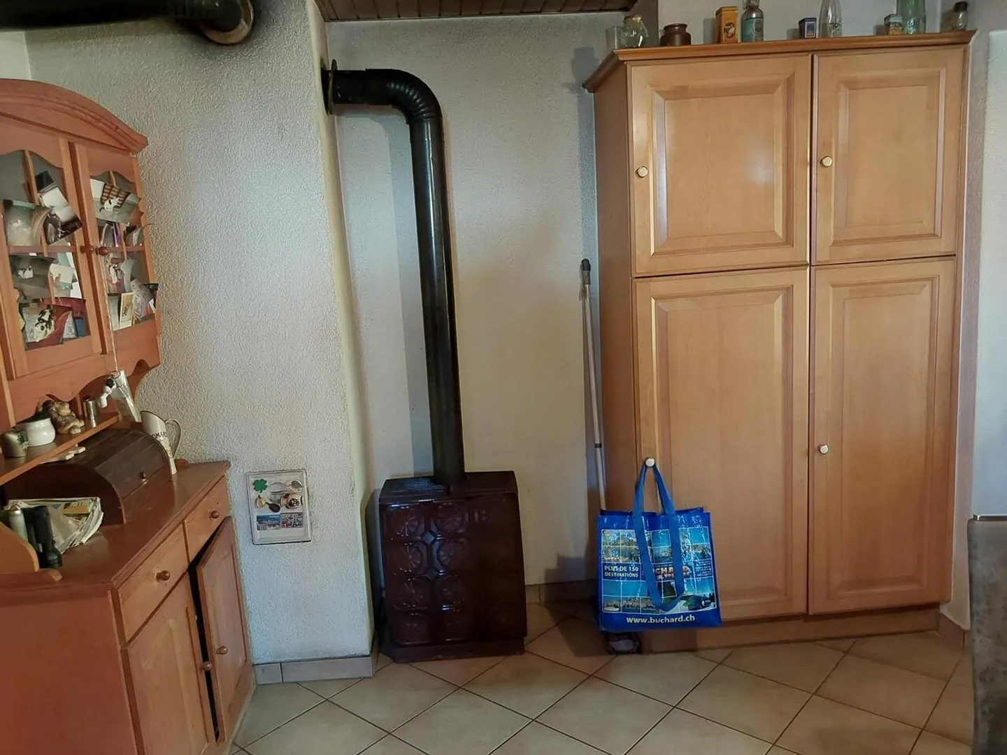 Freistehendes Haus mit Renovierungspotenzial - Foto 9 von 28