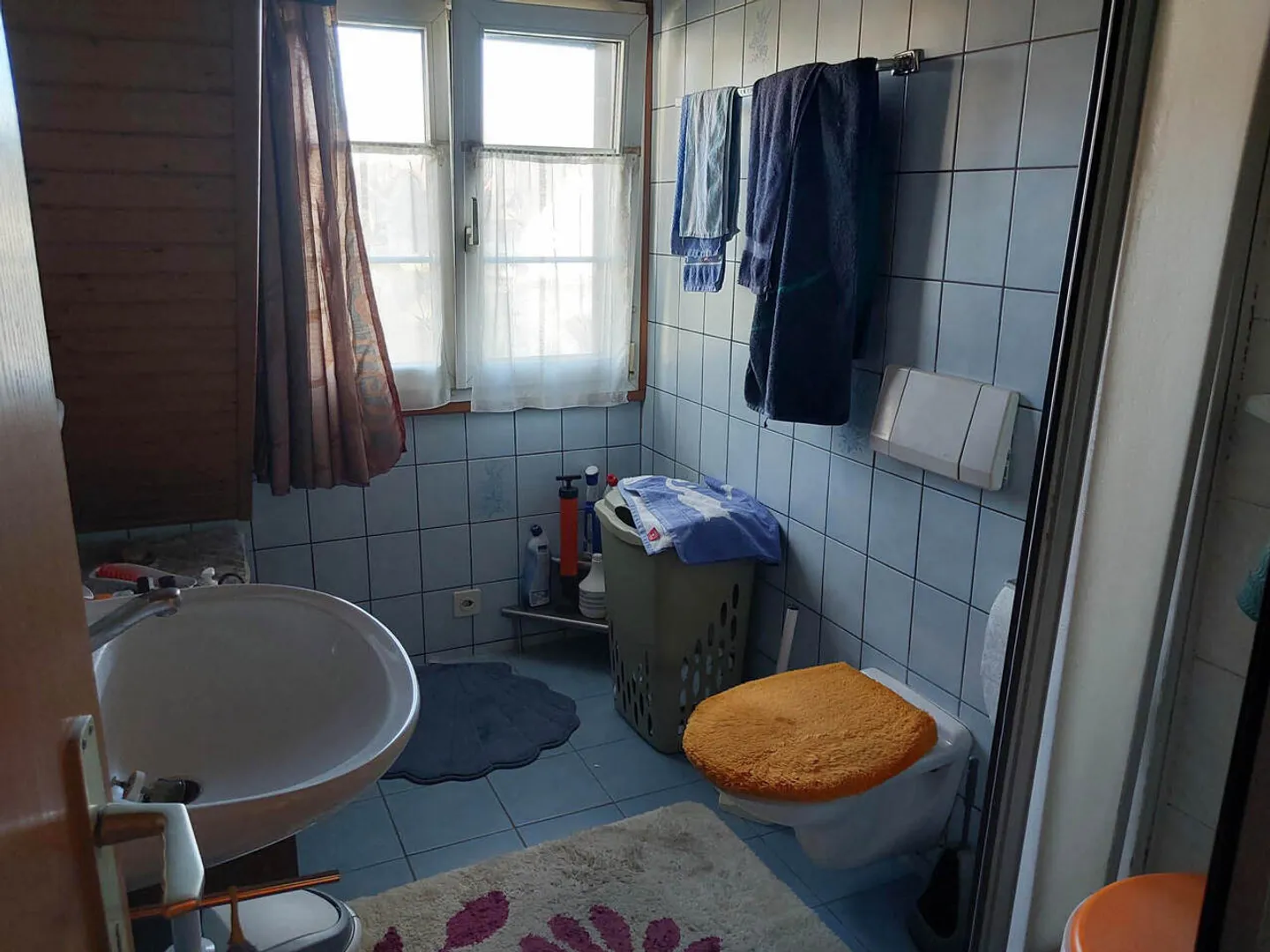 Freistehendes Haus mit Renovierungspotenzial - Foto 16 von 28