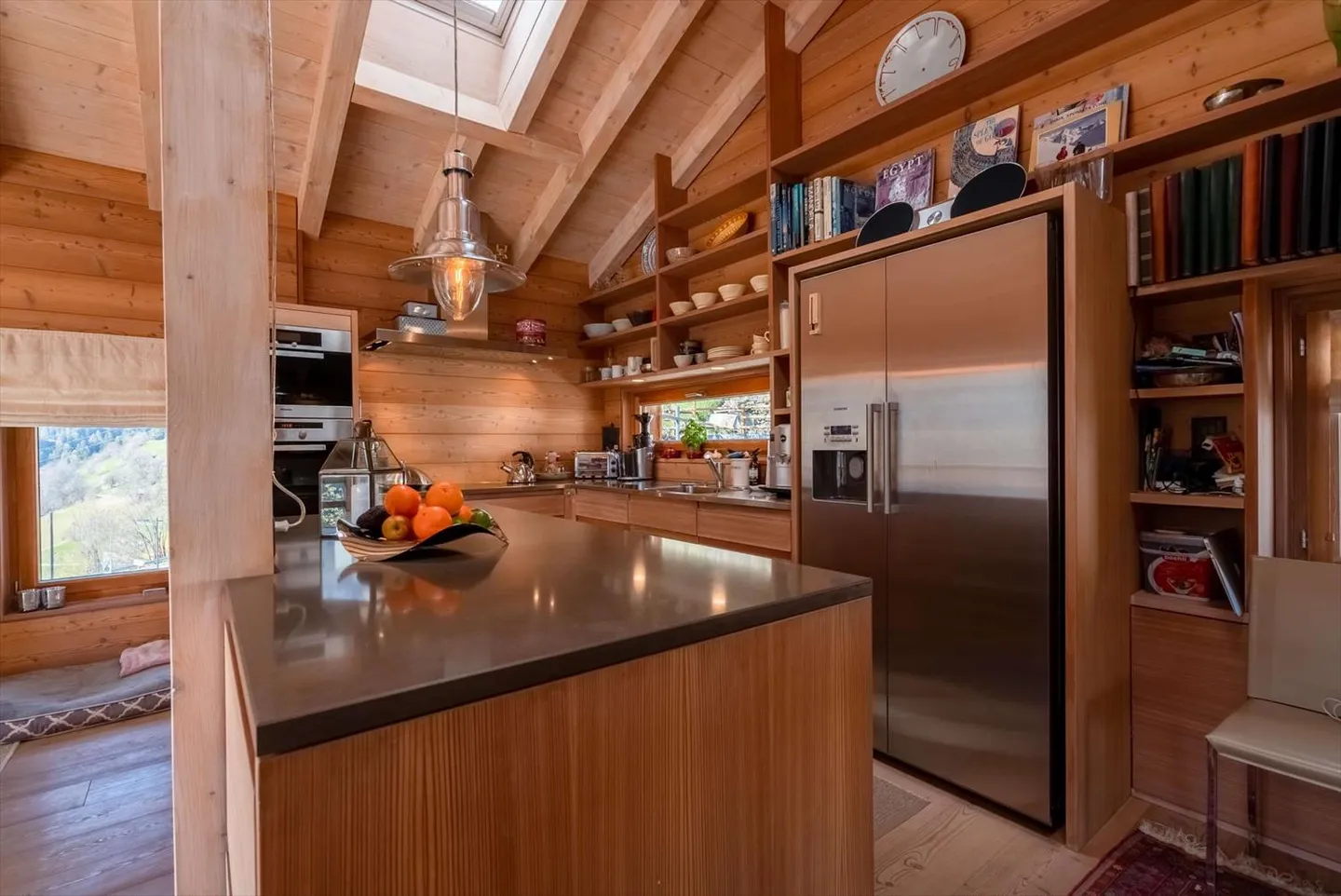 Chalet for sale - Photo 4 of 13