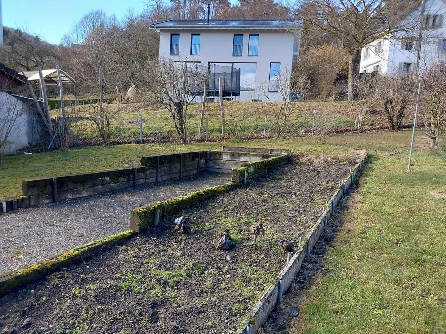 Freistehendes Haus mit Renovierungspotenzial - Foto 24 von 28