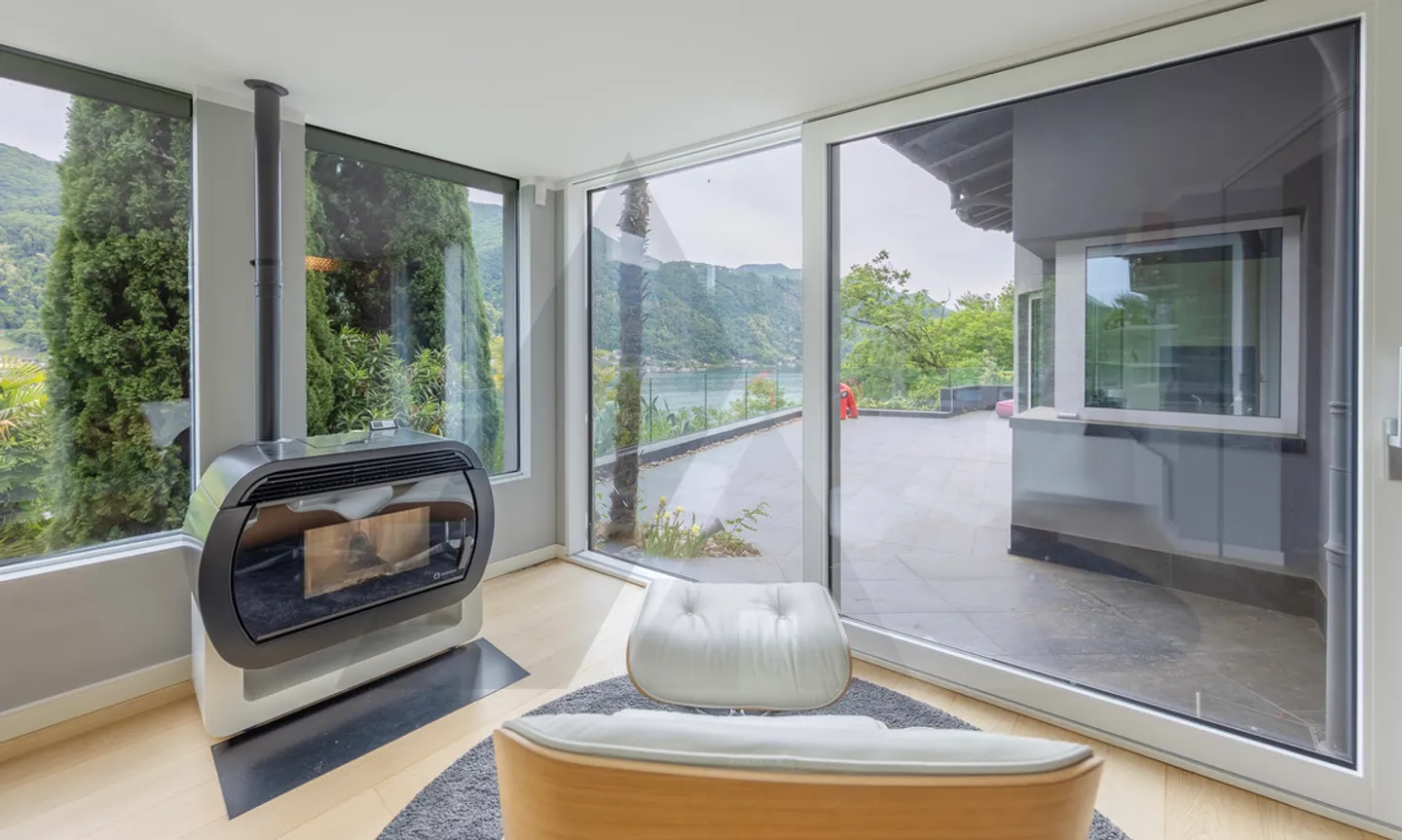 VILLA MODERNE AVEC ZONE BIEN-ÊTRE ET MEUBLES DESIGN - Photo 8 sur 16