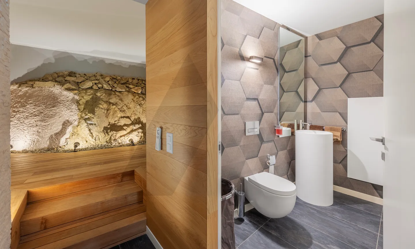 VILLA MODERNE AVEC ZONE BIEN-ÊTRE ET MEUBLES DESIGN - Photo 15 sur 16