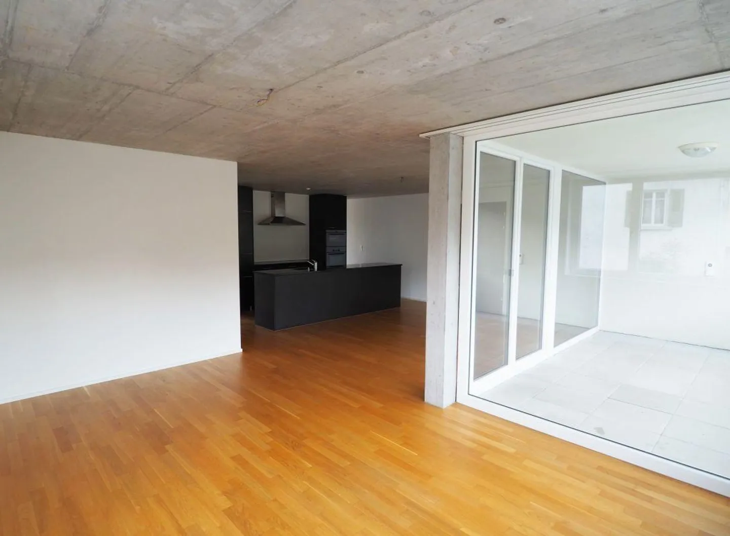 Appartamento moderno 2-3 camere in stile loft - Foto 3 di 10