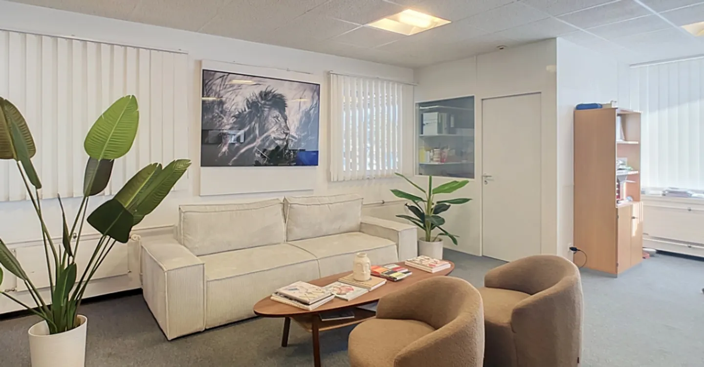 Espace de bureaux moderne à Gland - Photo 5 sur 8