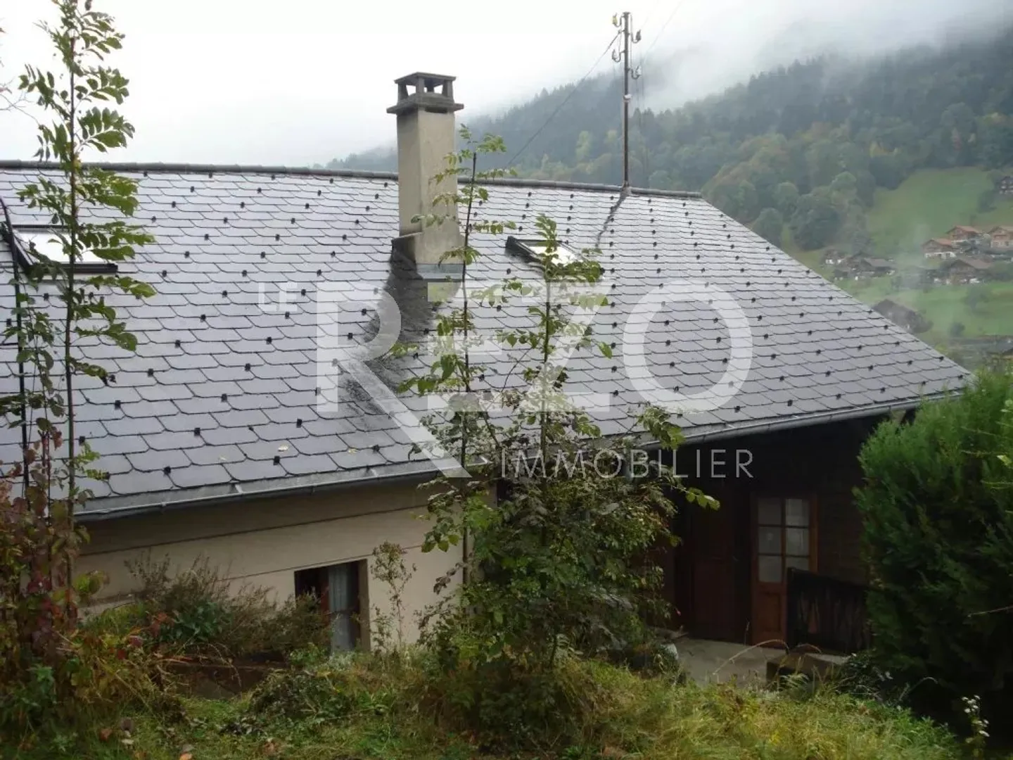 Chalet con 3 appartamenti, ideale per il rendimento - Foto 3 di 11