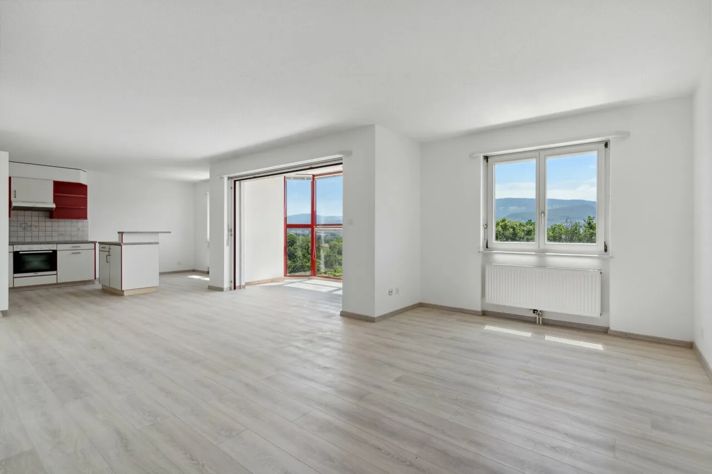 APPARTEMENT À LOUER DANS QUARTIER TRÈS ENSOLEILLÉ ET FAMILIAL - Photo 1 sur 10