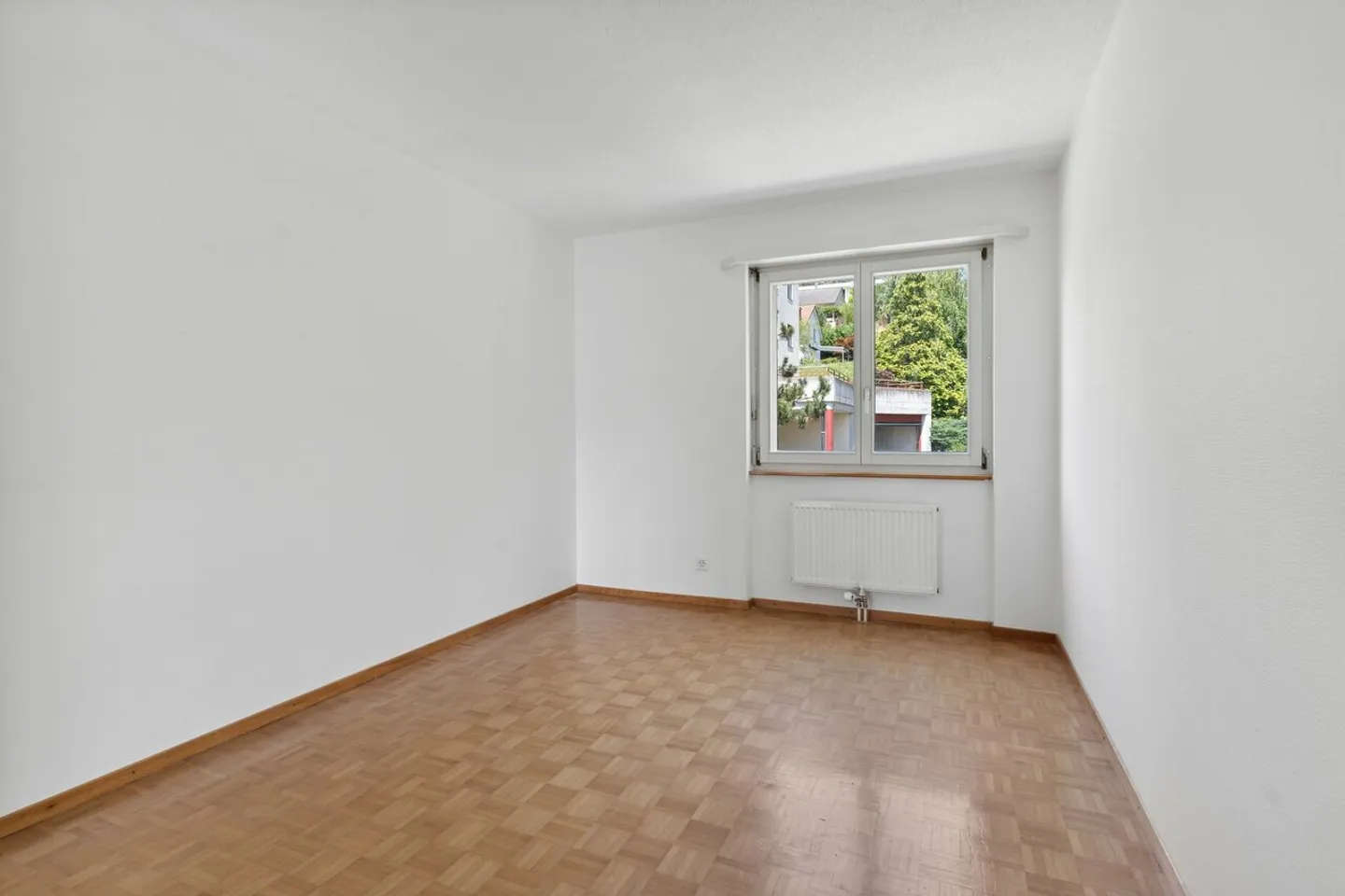 APPARTEMENT À LOUER DANS QUARTIER TRÈS ENSOLEILLÉ ET FAMILIAL - Photo 3 sur 10