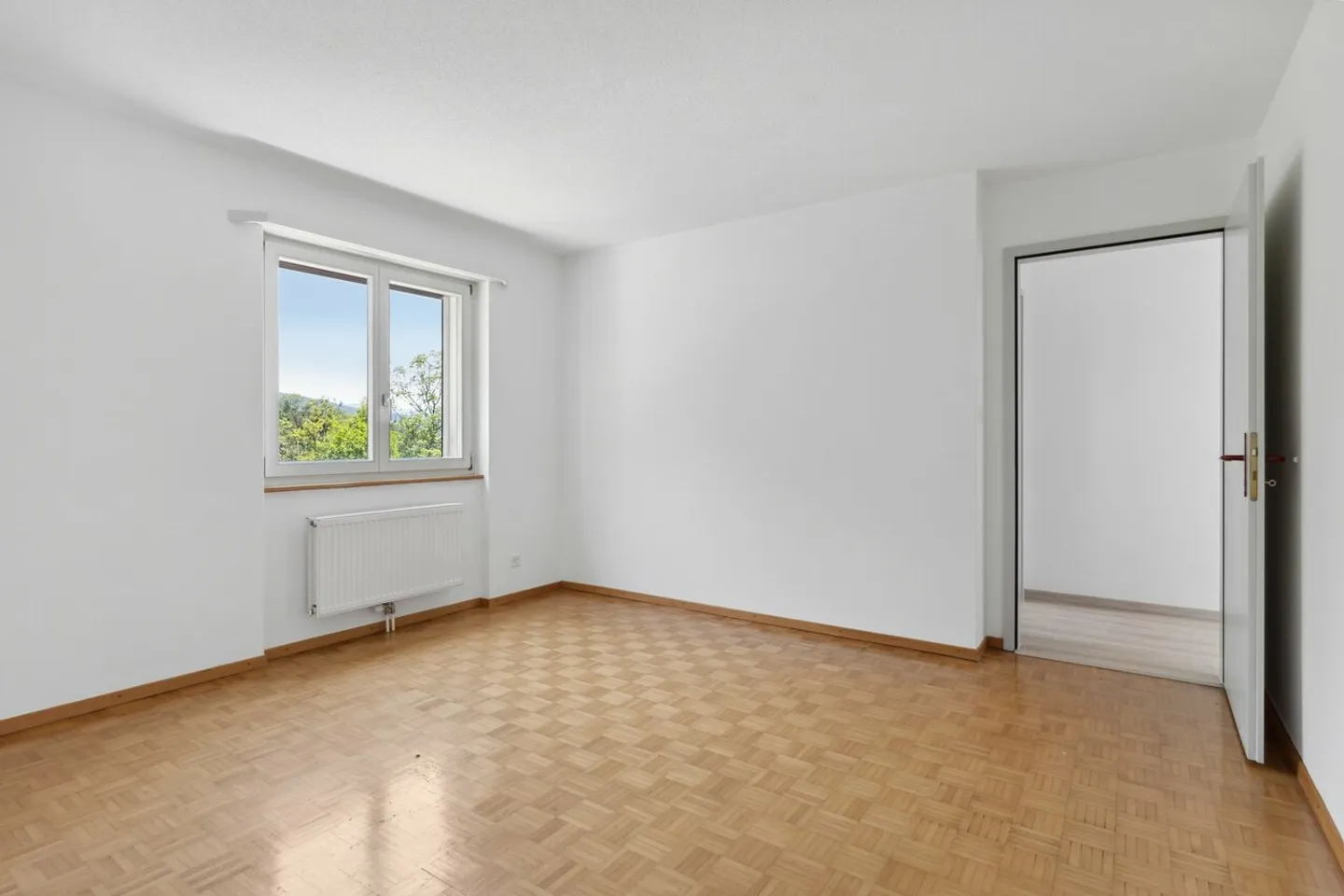 APPARTEMENT À LOUER DANS QUARTIER TRÈS ENSOLEILLÉ ET FAMILIAL - Photo 4 sur 10