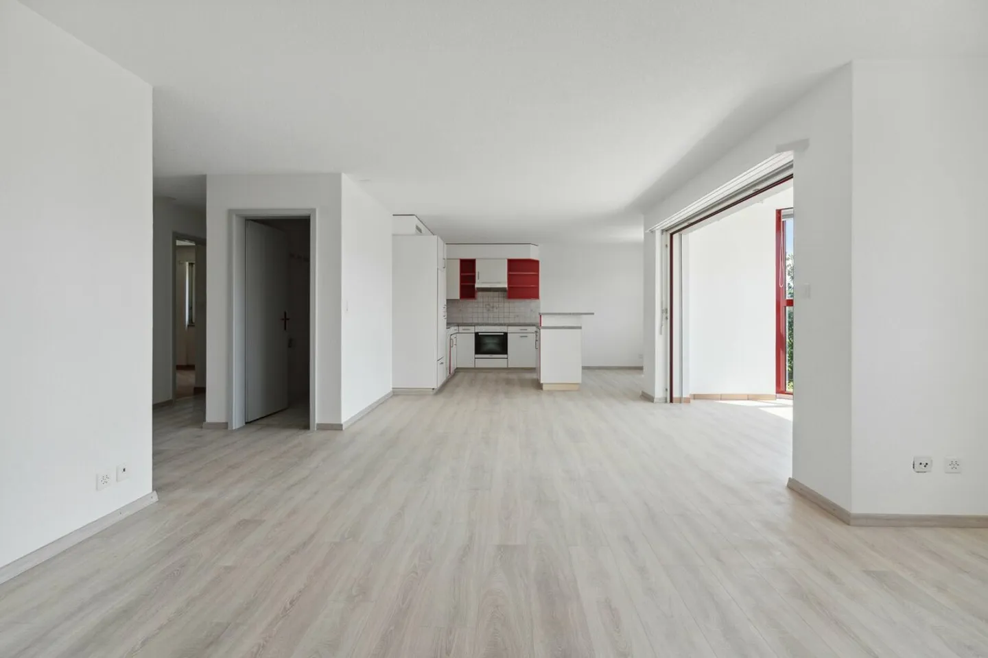 APPARTEMENT À LOUER DANS QUARTIER TRÈS ENSOLEILLÉ ET FAMILIAL - Photo 7 sur 10