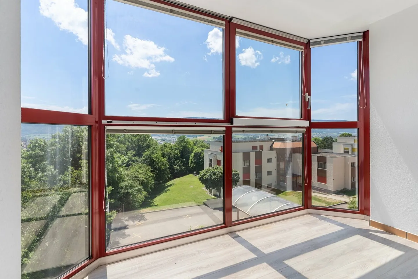 APPARTEMENT À LOUER DANS QUARTIER TRÈS ENSOLEILLÉ ET FAMILIAL - Photo 8 sur 10