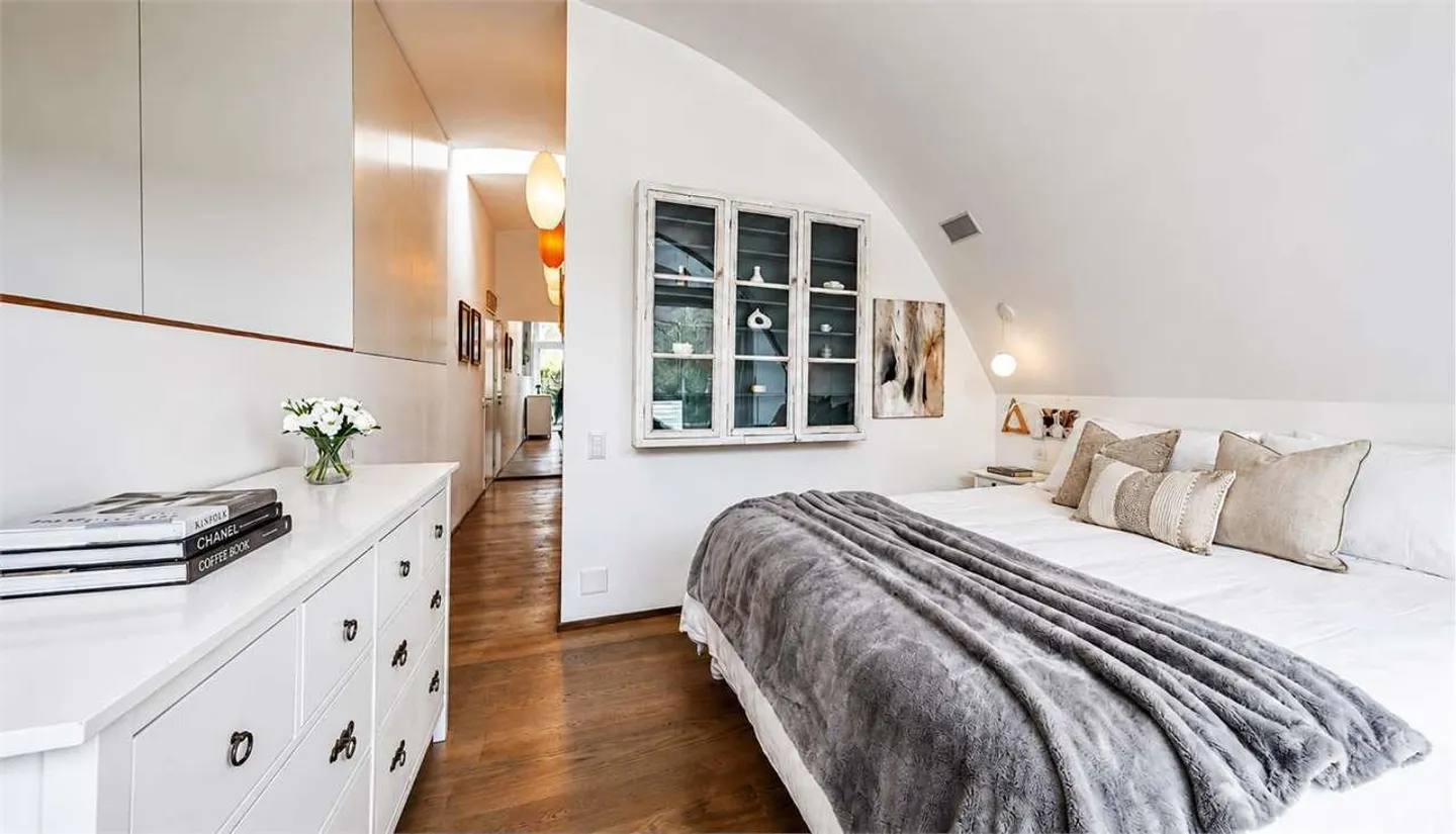 Elegant penthouse with 6 rooms and large terraces in Bellinzona - Photo 7 of 13