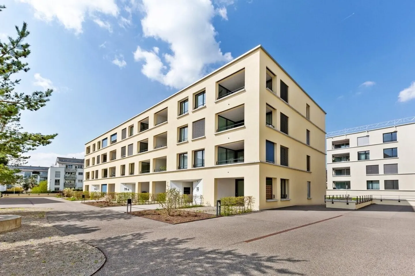 «Sie benötigen mehr Stauraum oder Platz für Ihr Hobby» - Foto 2 von 2