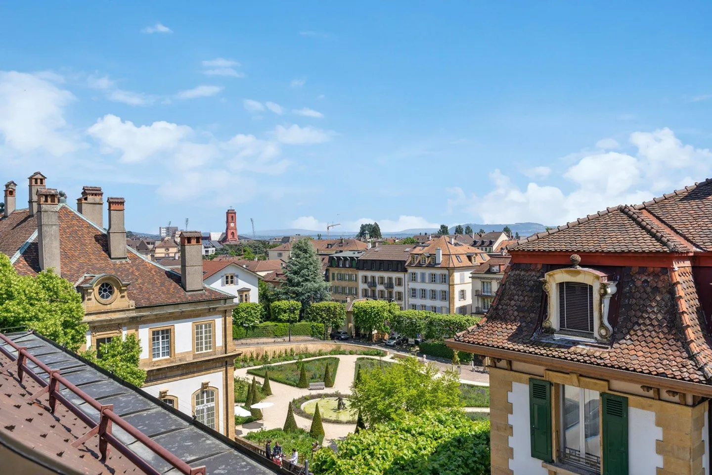 A due passi dal centro e dalla stazione - Foto 2 di 10