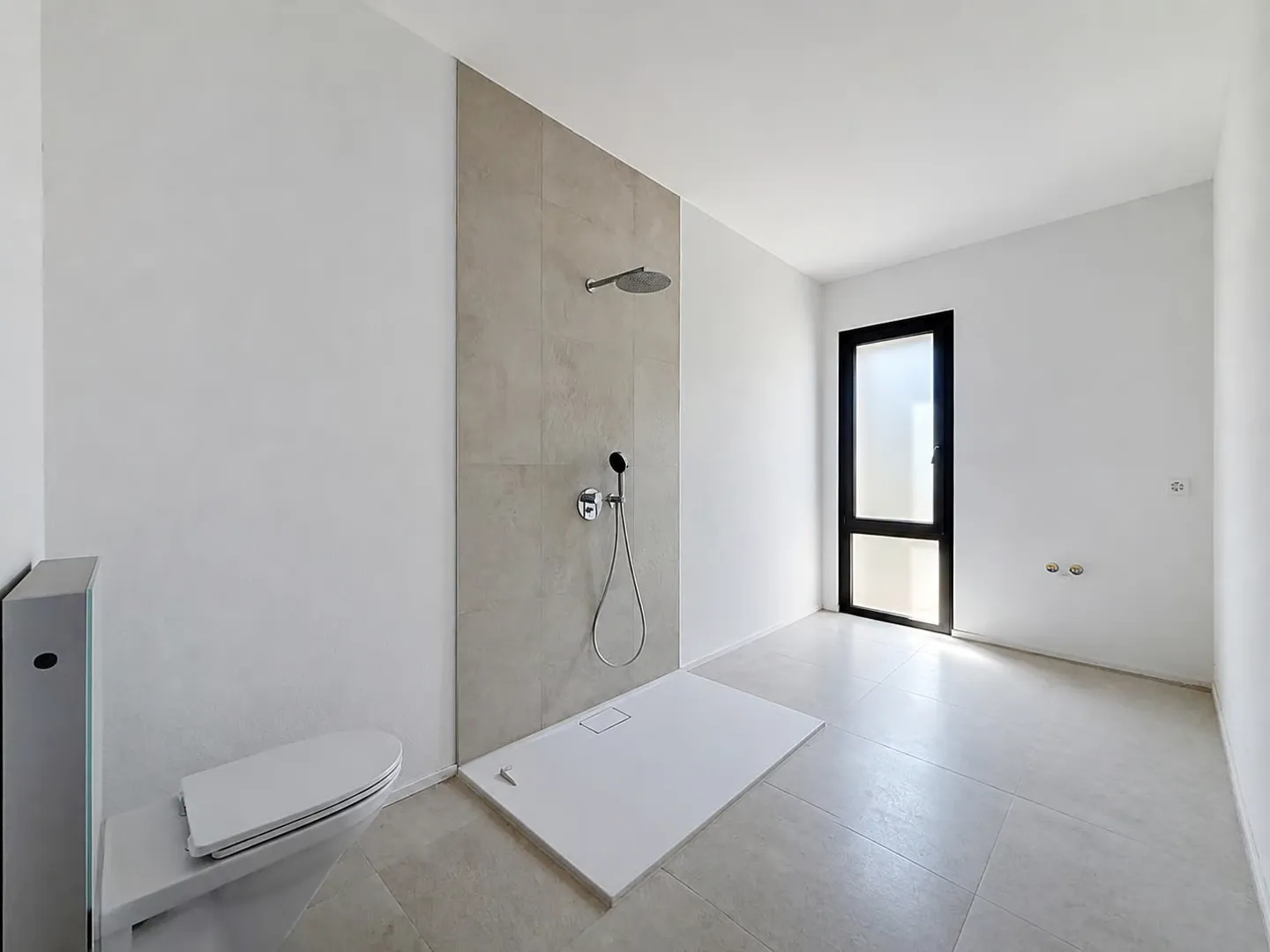 L'espace d'une villa, la sérénité du neuf - Photo 11 sur 14