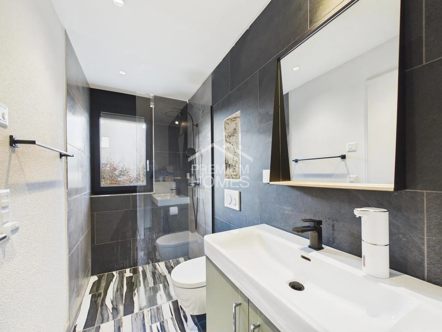 Appartement de Jardin Élégant - Photo 7 sur 9