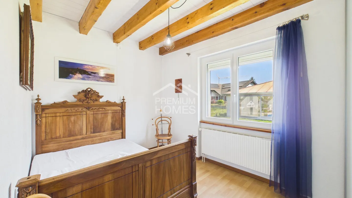 Maison Familiale Charmante avec Piscine - Photo 6 sur 8