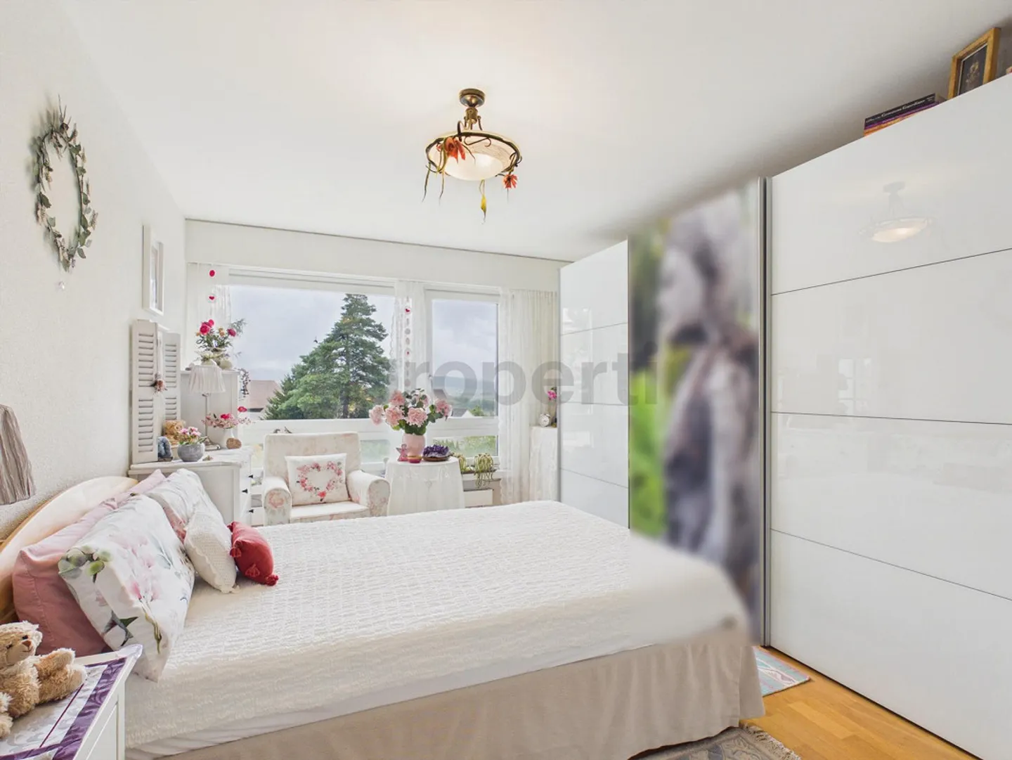 Appartement lumineux avec beaucoup d'espace et une vue dégagée - Photo 7 sur 12