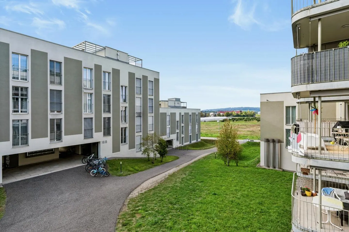Appartamento 3.5 locali - 95 metri quadrati - CHF 2'290.00 - Foto 13 di 16