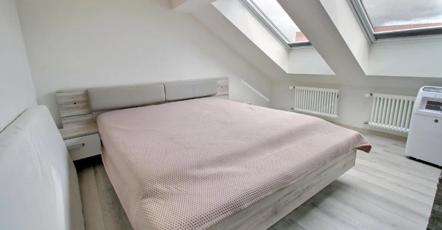 Appartement de 6.5 pièces charmant - Photo 3 sur 13