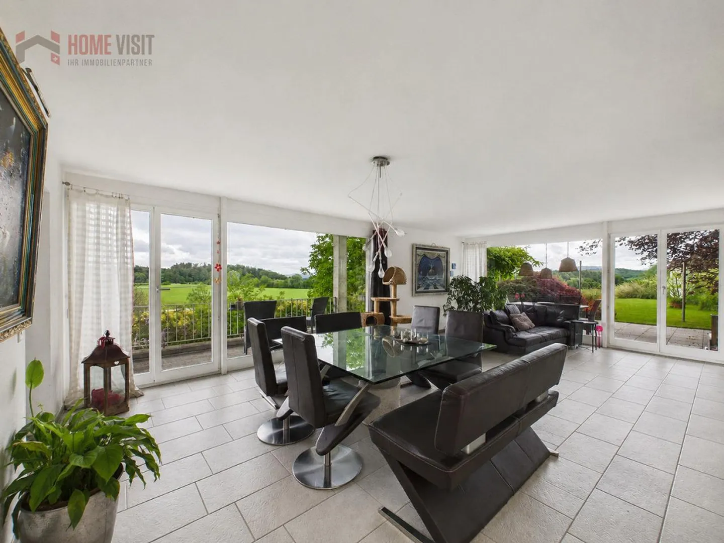 Maison individuelle exclusive avec vue panoramique dégagée à Hagenbuch - Photo 1 sur 13