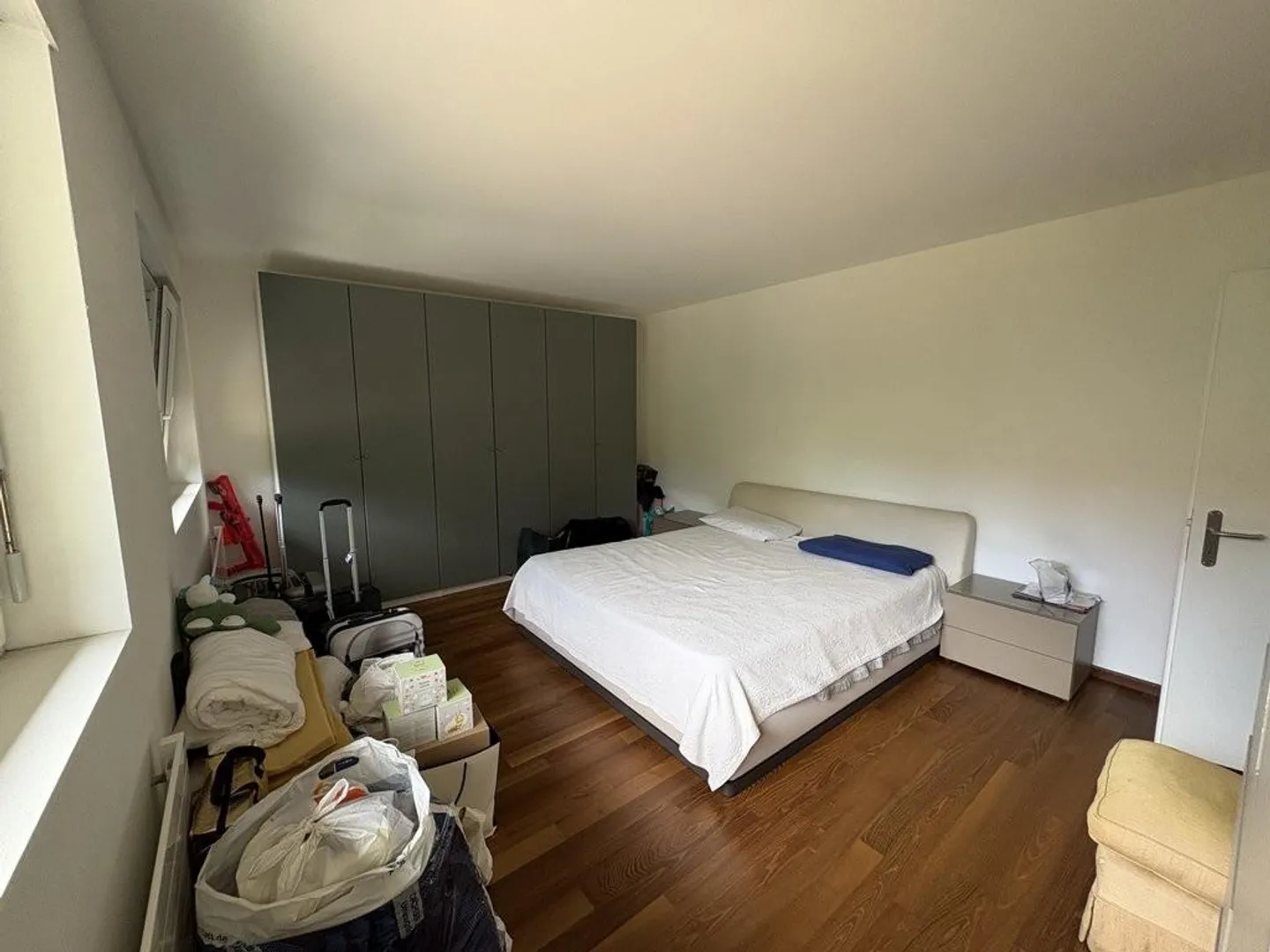 Living with a breathtaking view of Lake Zurich - Photo 8 of 11