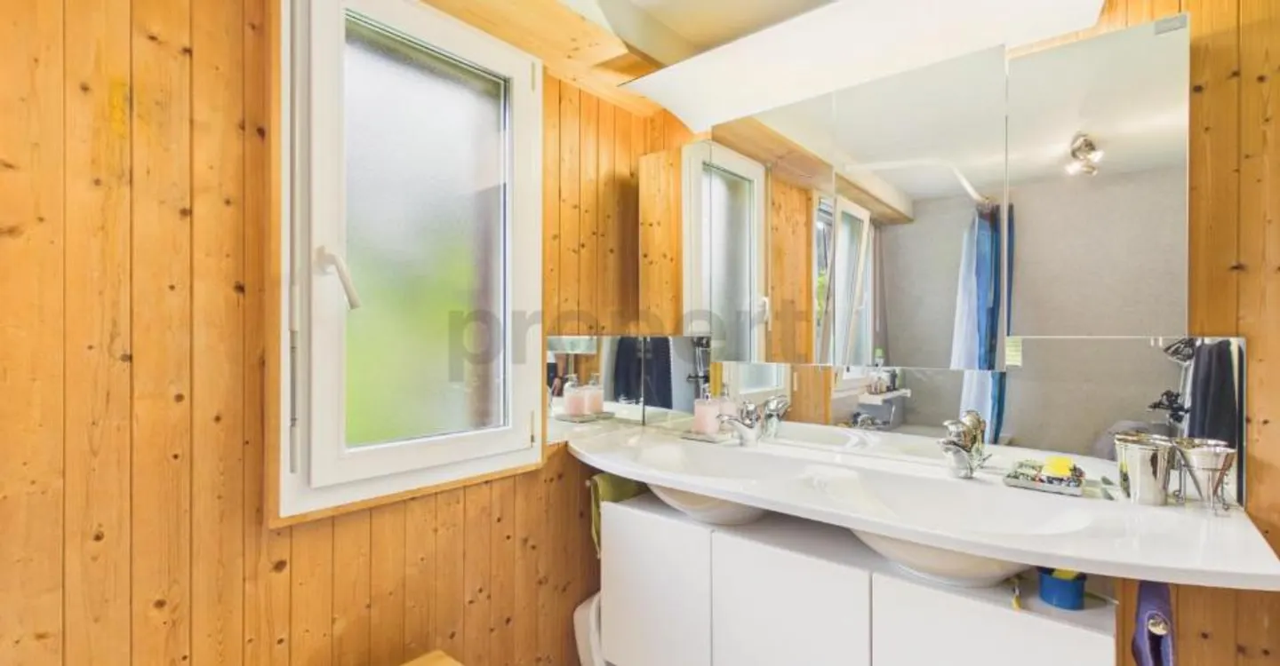 Charmantes Einfamilienhaus mit Garten - Foto 8 von 12