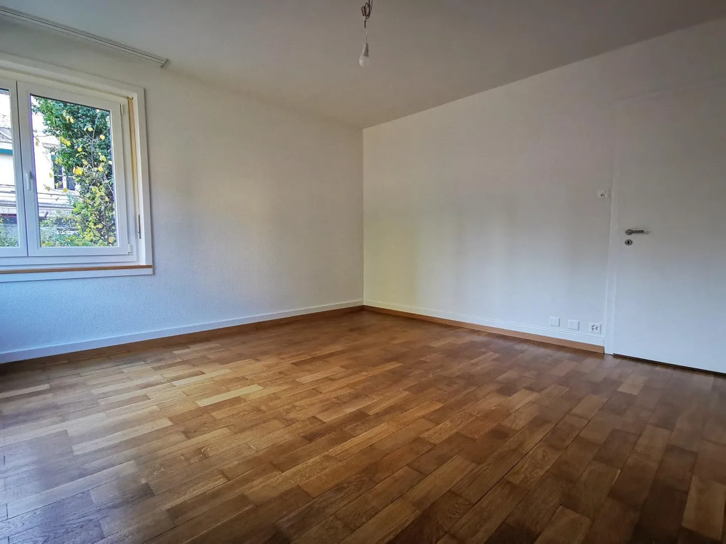 Appartement lumineux de 3 pièces avec balcon sur la rue General-Dufour à Biel - Photo 12 sur 13