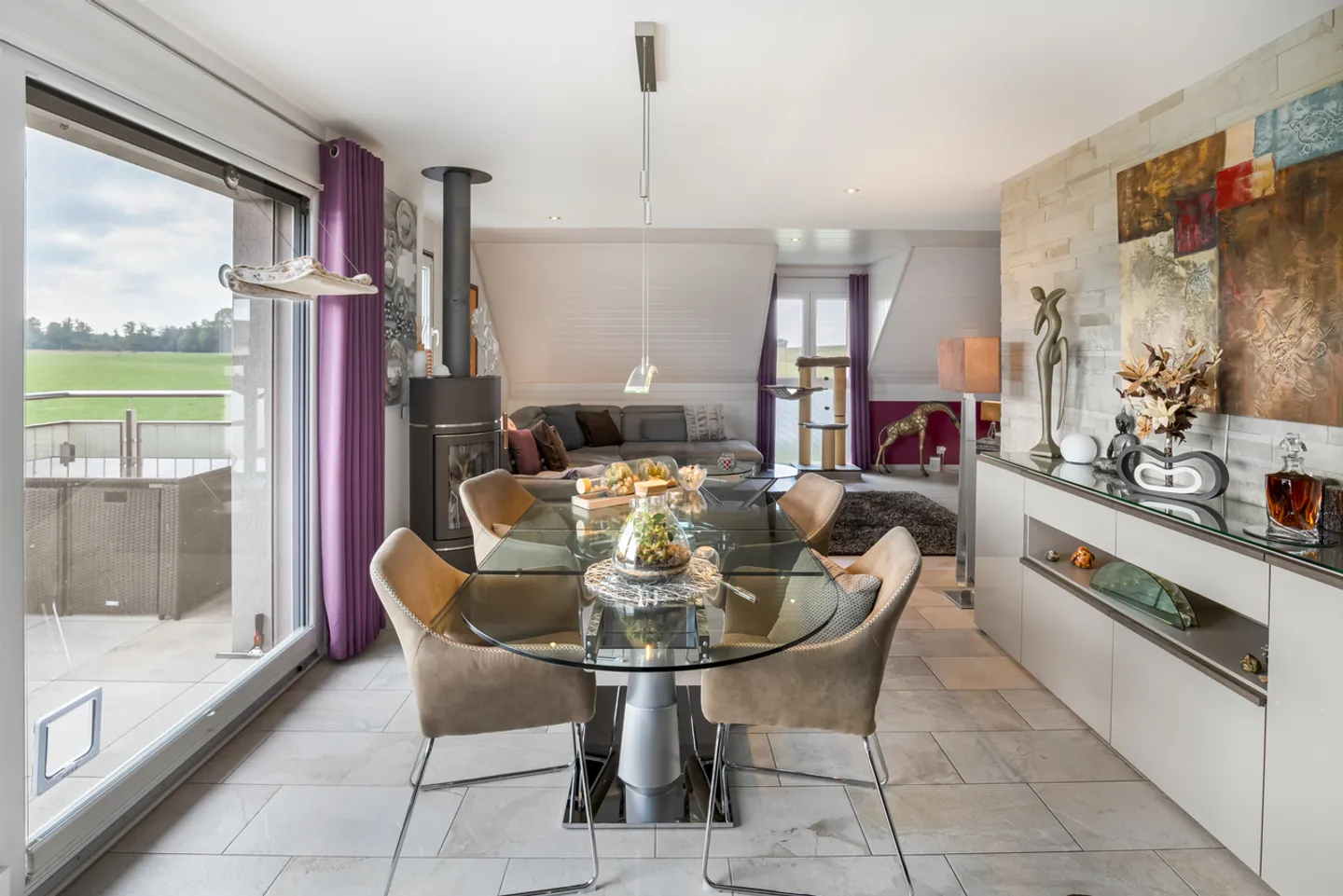 Sugnens, in vendita, appartamento attico di 3,5 locali, 108 m2 con vista - Foto 1 di 11