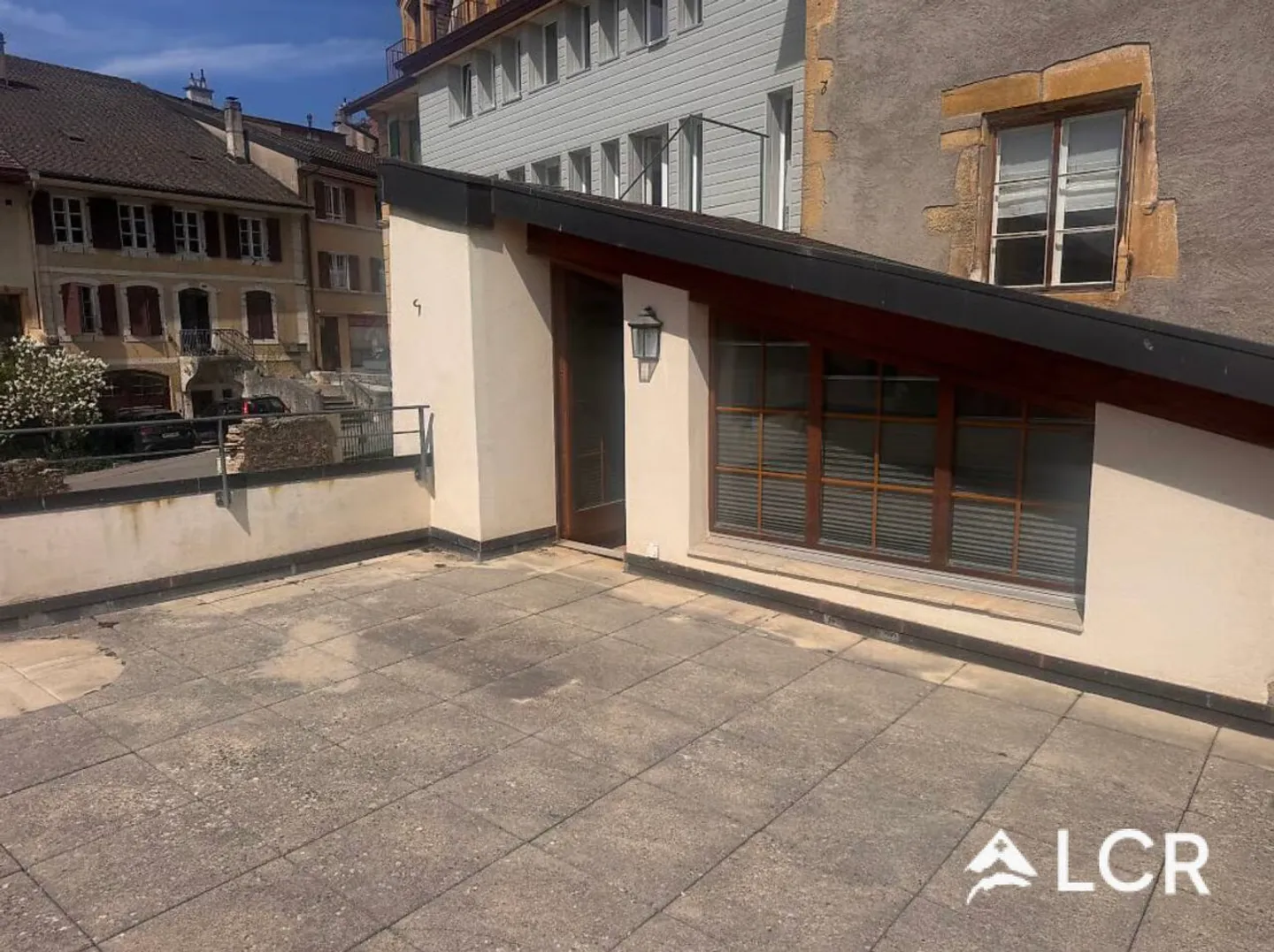 À louer - Appartement 3.5 pièces avec terrasse dans un bâtiment de caractère à Corcelles (NE) - Photo 7 sur 13