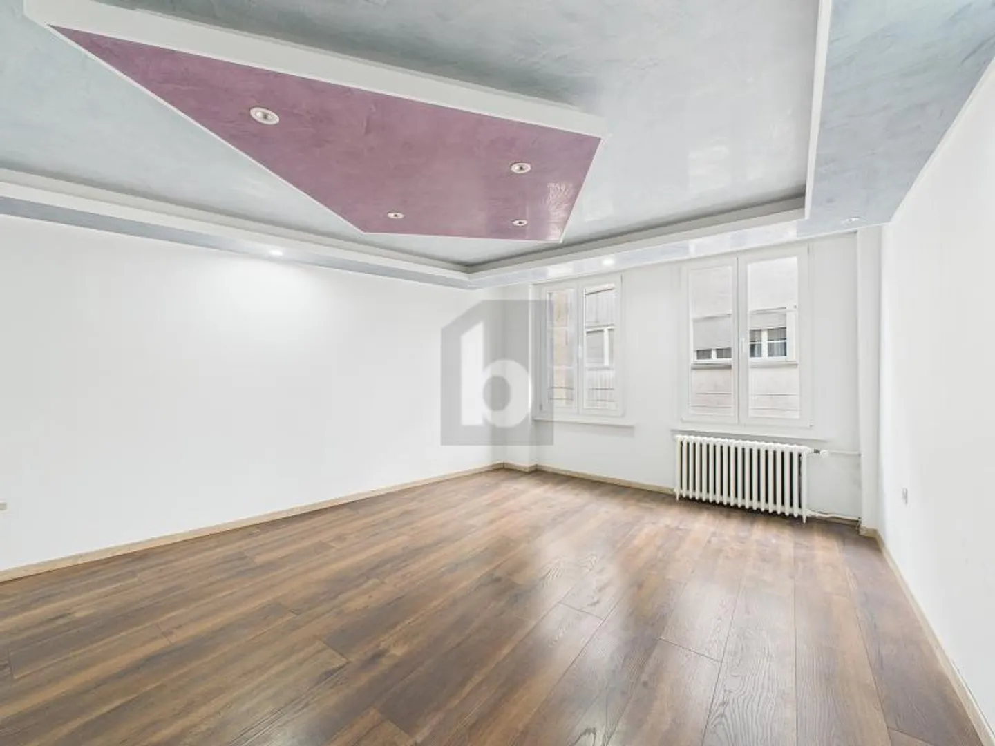 Top renovated 4-room maisonette in the heart of the city - Photo 4 of 6