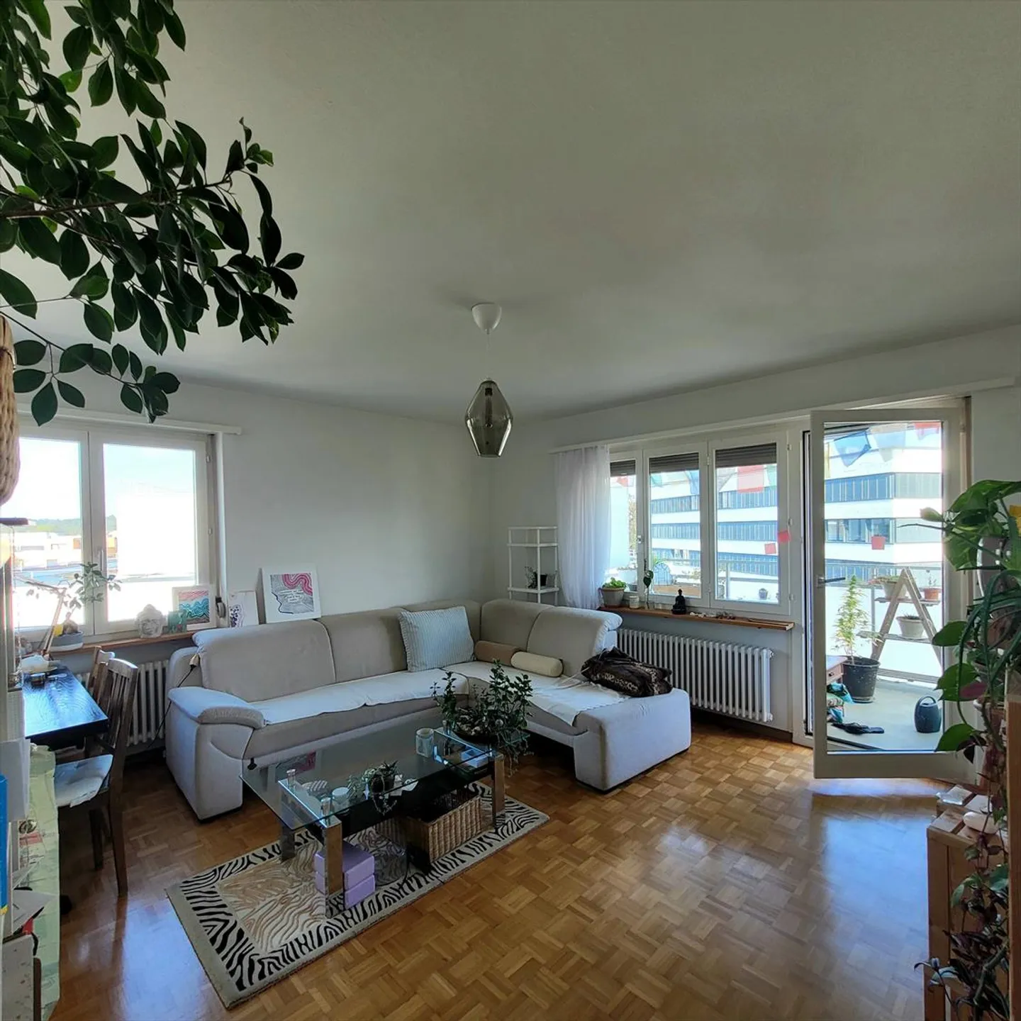 Apartment for rent - Photo 2 of 6