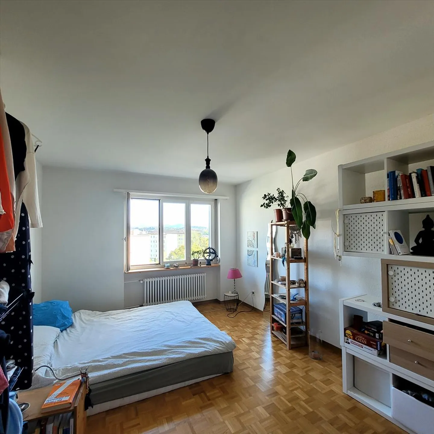 Apartment for rent - Photo 3 of 6