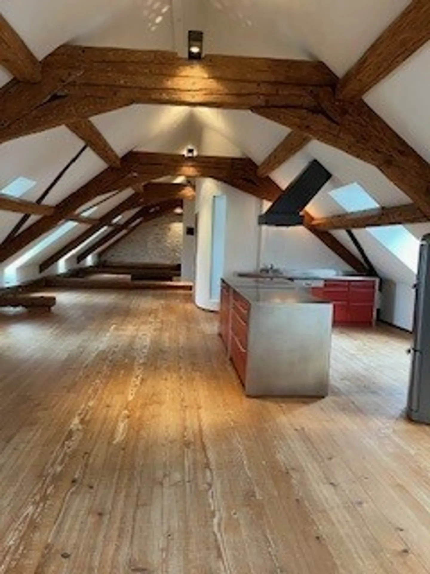 Loft in affitto - Foto 3 di 9