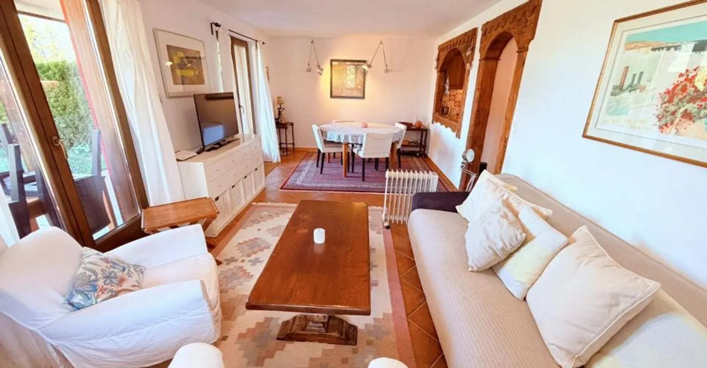 Magnifique appartement 3.5 pièces à Crans-Montana - Spacieux et lumineux - Emplacement calme - Belle vue - Grande terrasse - Photo 1 sur 13