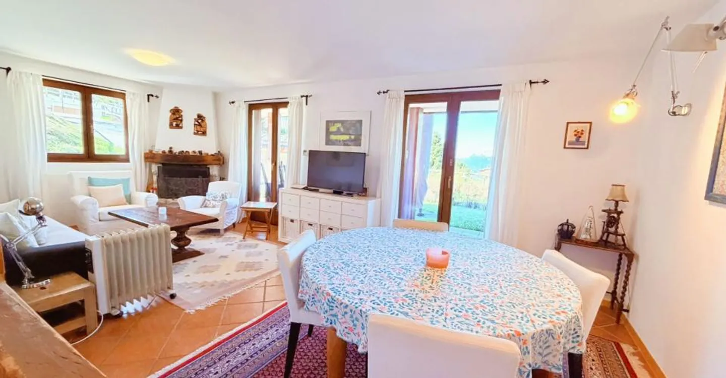 Magnifique appartement 3.5 pièces à Crans-Montana - Spacieux et lumineux - Emplacement calme - Belle vue - Grande terrasse - Photo 3 sur 13