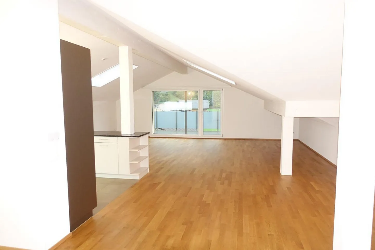 schönste 3.5 Zimmer Dachwohnung in Muotathal - Foto 3 von 15