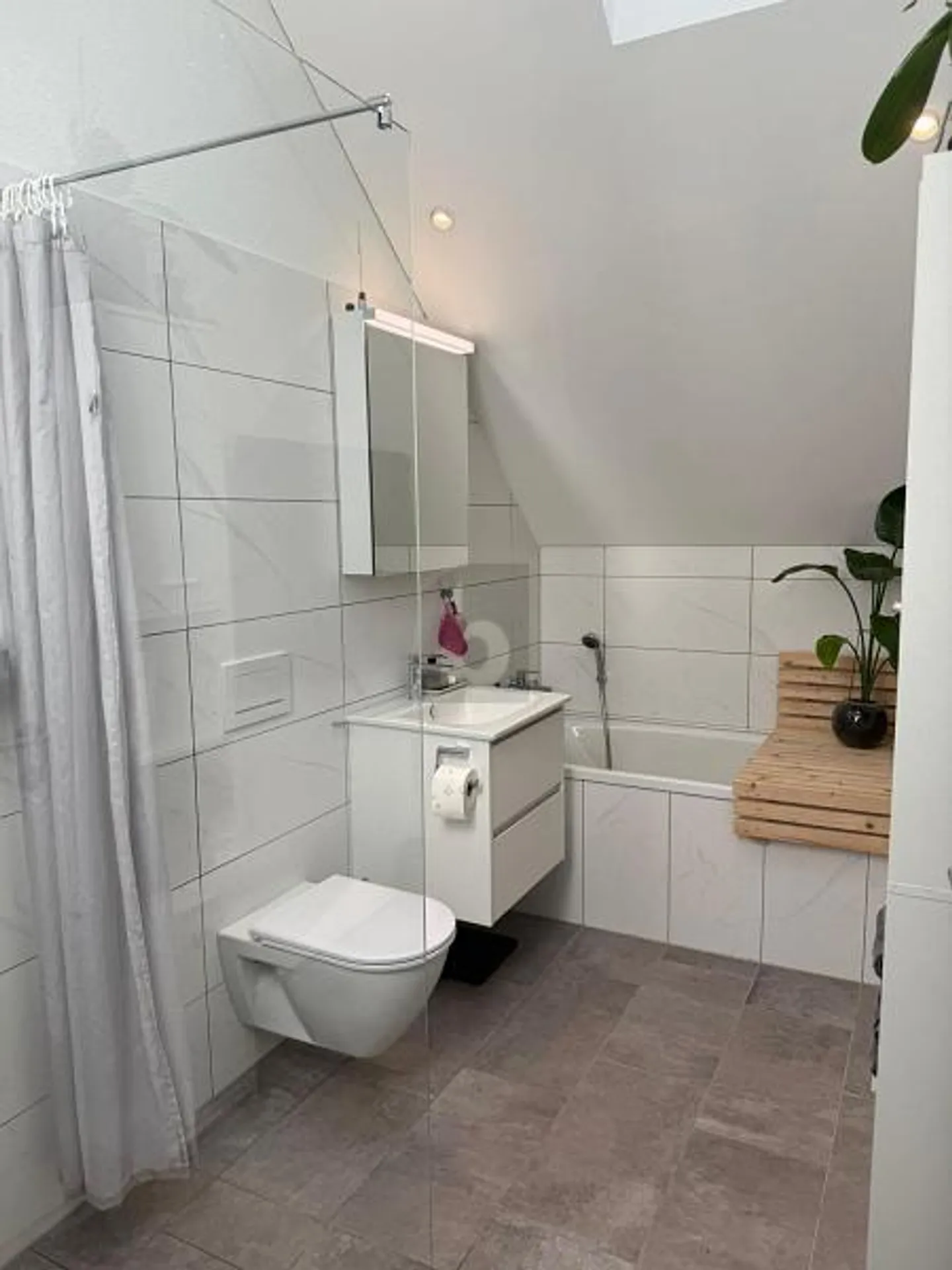 CONFORT MODERNE DANS UN ENVIRONNEMENT VERT - Photo 5 sur 6