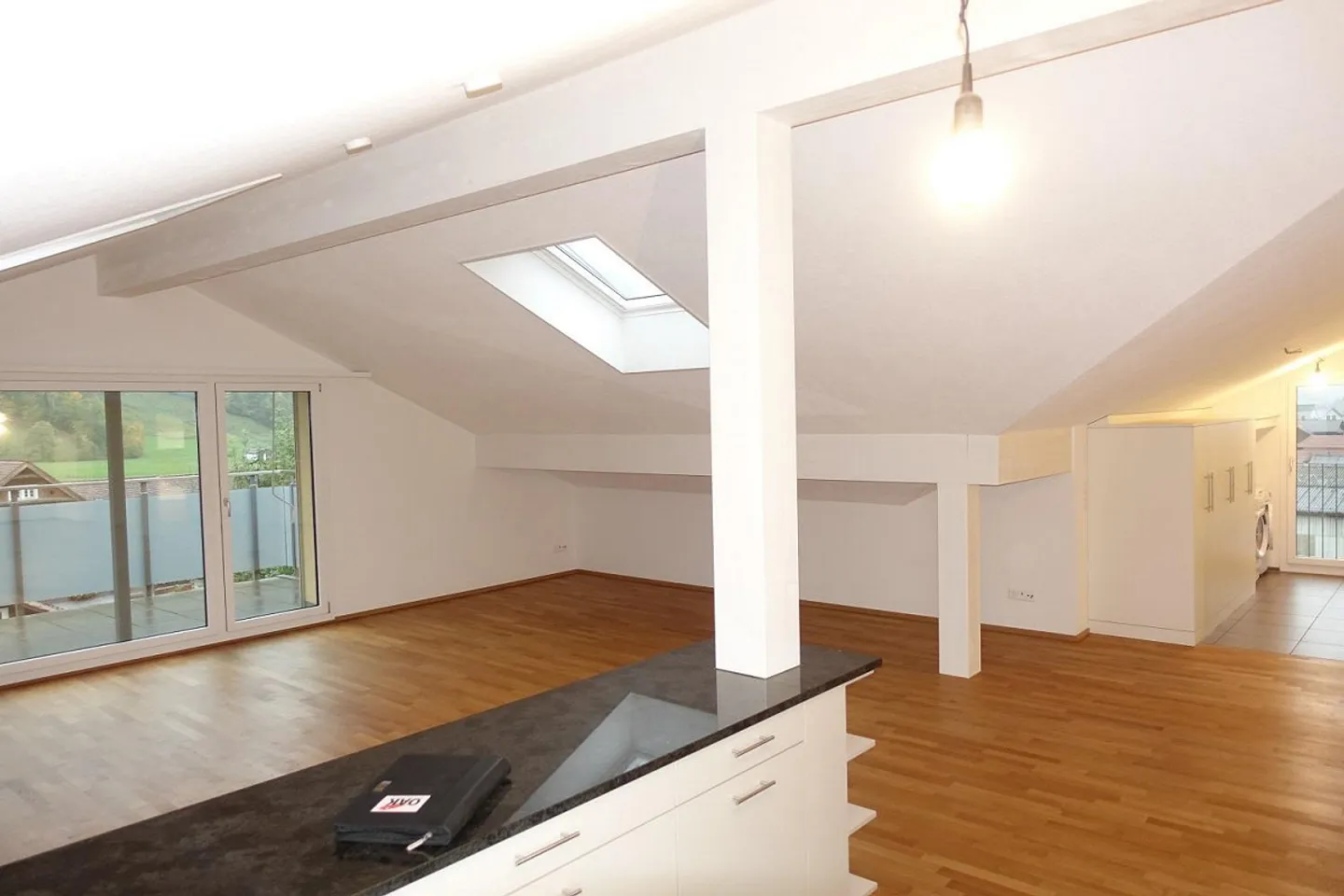 schönste 3.5 Zimmer Dachwohnung in Muotathal - Foto 4 von 15