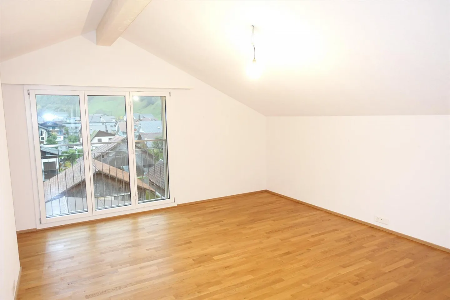 schönste 3.5 Zimmer Dachwohnung in Muotathal - Foto 6 von 15