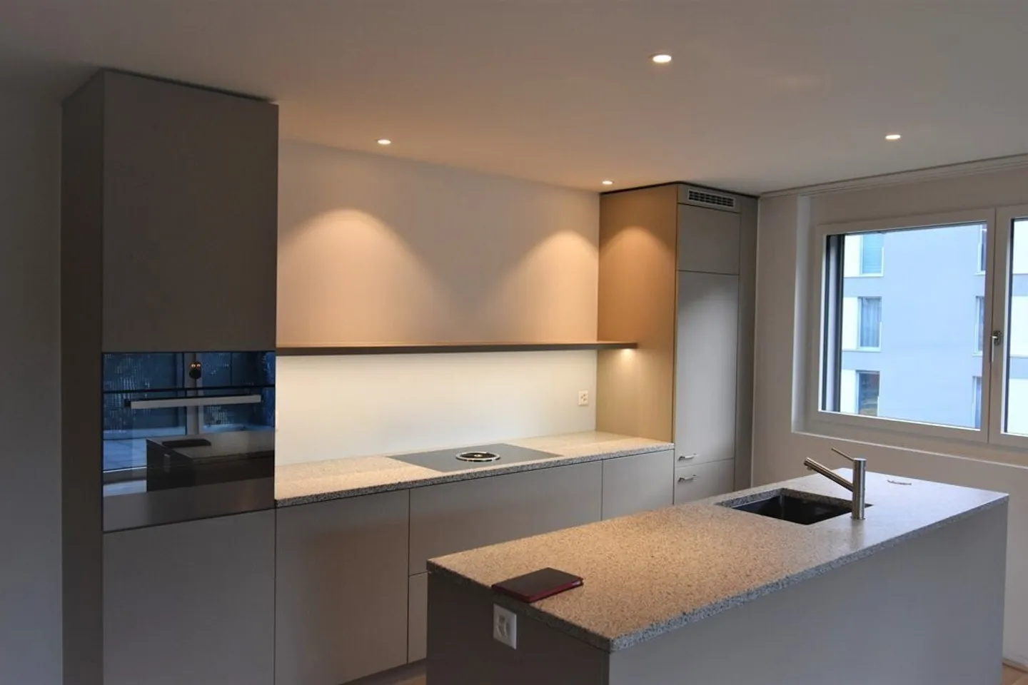 Appartement moderne de 4,5 pièces à Igis au rez-de-chaussée - Photo 2 sur 11
