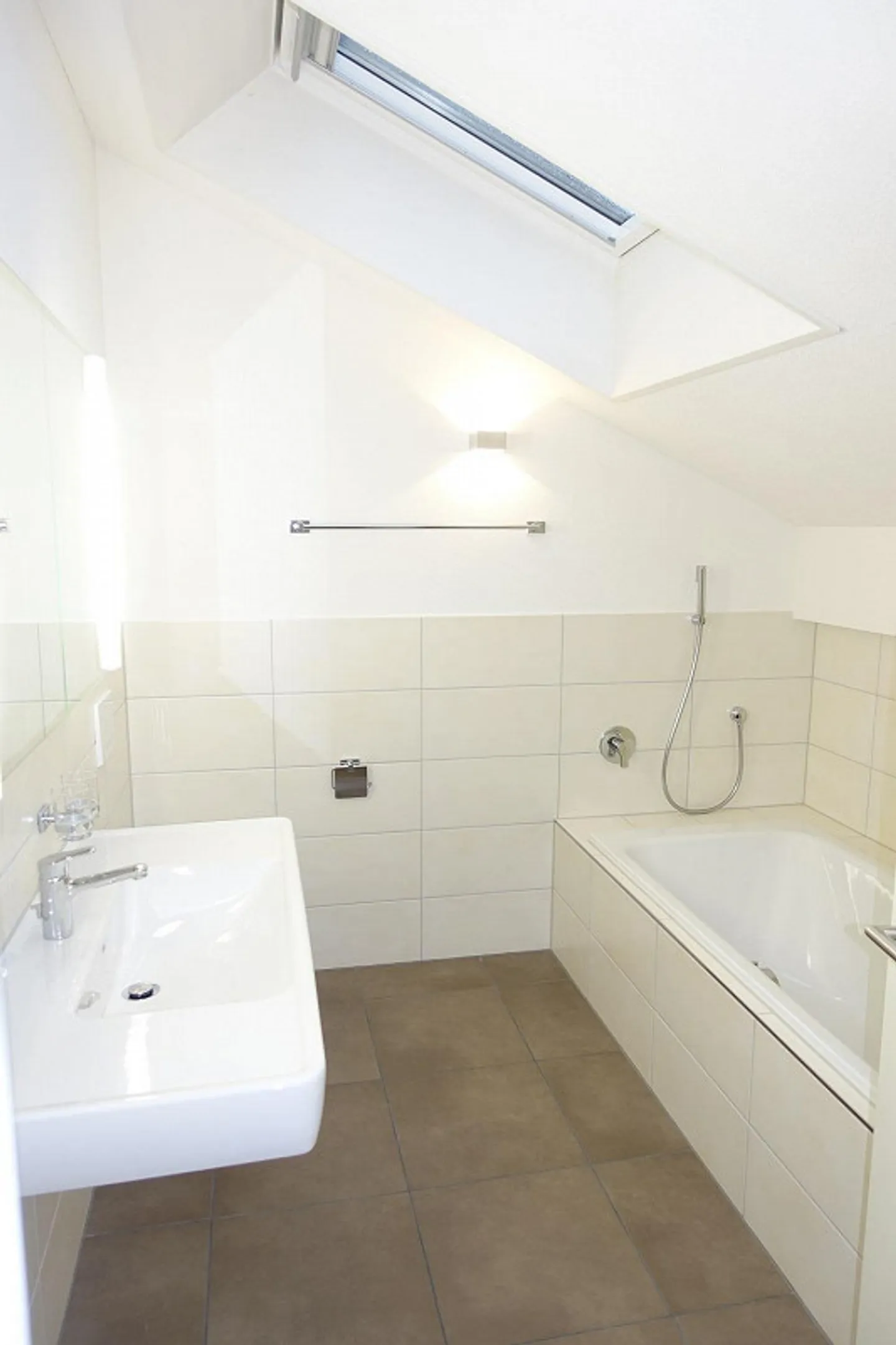 schönste 3.5 Zimmer Dachwohnung in Muotathal - Foto 9 von 15