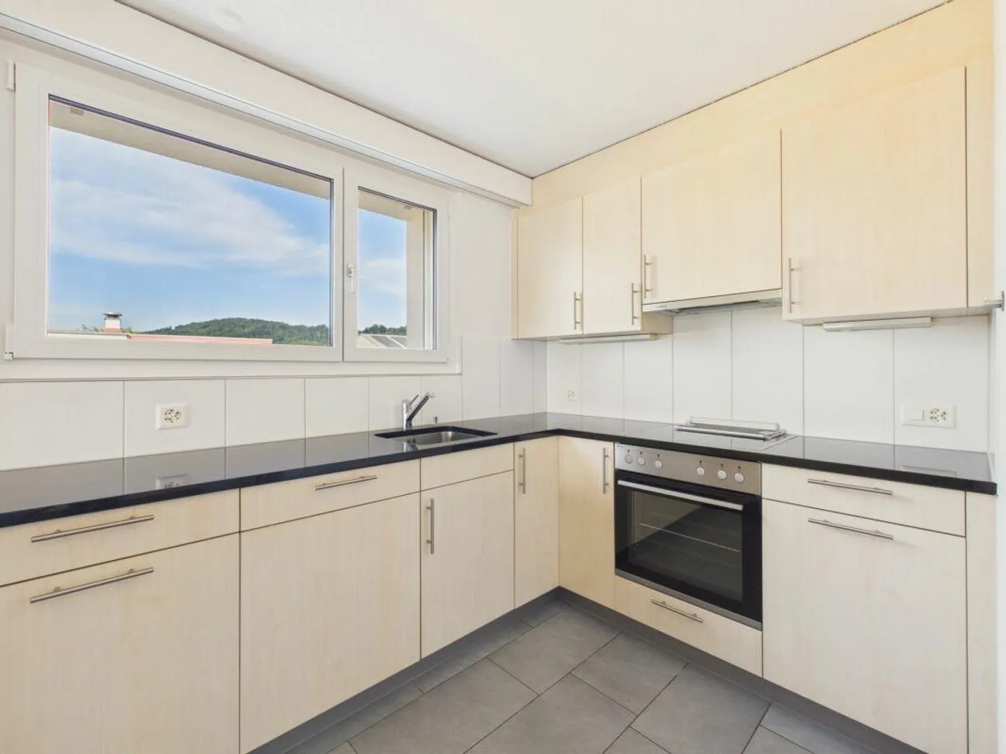 unique penthouse apartment in Zuzwil - Photo 2 of 18