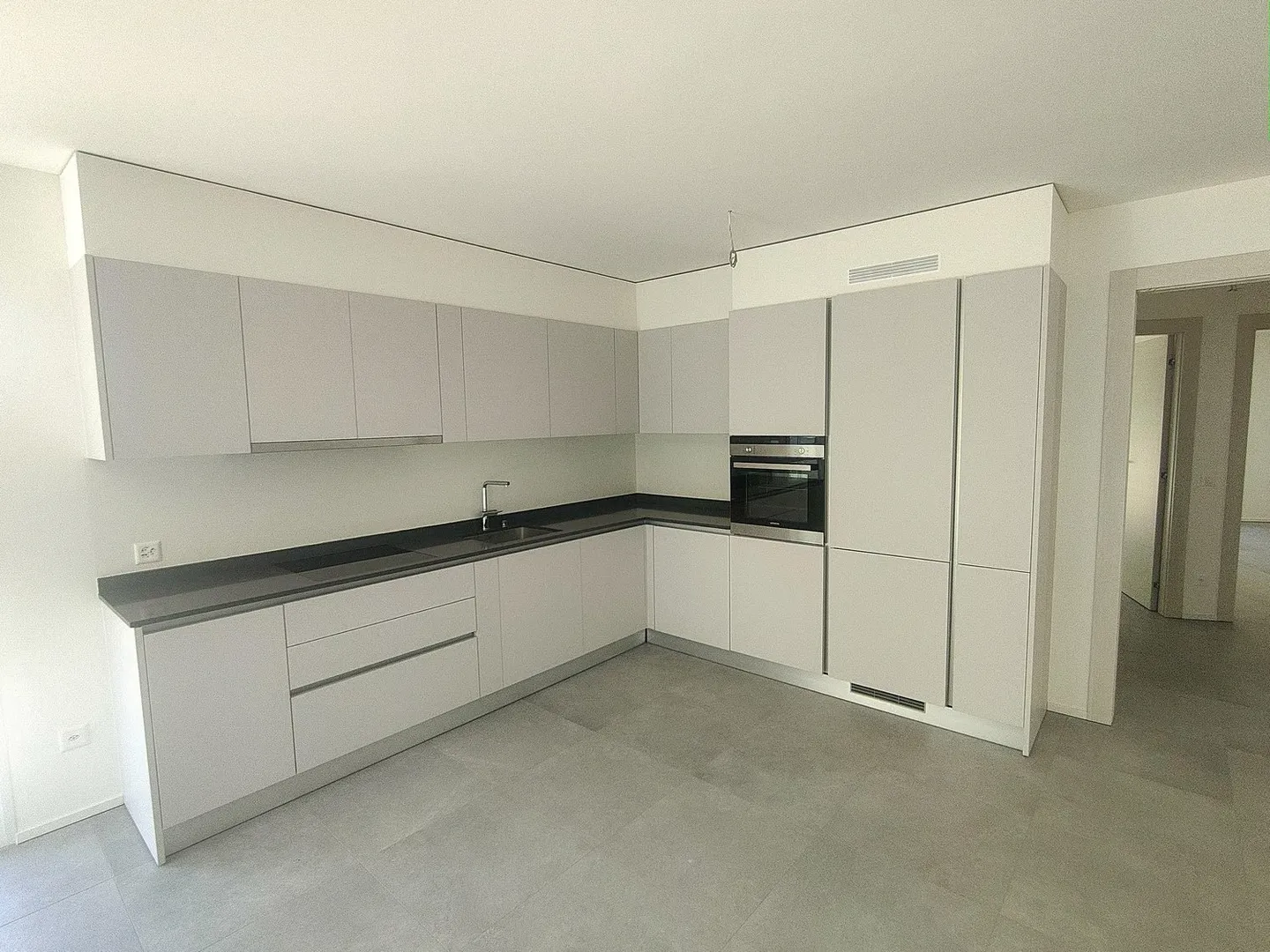 Neue 3.5-Zimmer-Wohnung in Claro - Foto 2 von 15